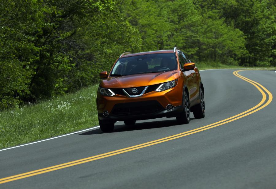 Nissan Rogue Sport 2017 года  (фото 30 из 71)